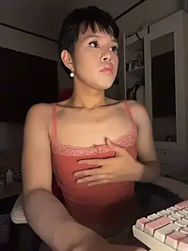 Snapshot of Plaxtique chatting on January 8, 9:28 pm Plaxtique online show from January 8, 9:28 pm