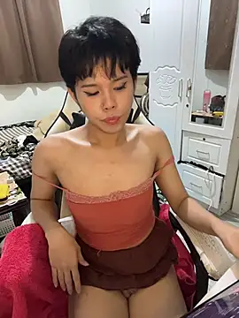 Snapshot of Plaxtique chatting on January 17, 7:17 pm Plaxtique online show from January 17, 7:17 pm