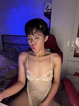 Snapshot of Plaxtique chatting on February 6, 6:22 pm Plaxtique online show from February 6, 6:22 pm