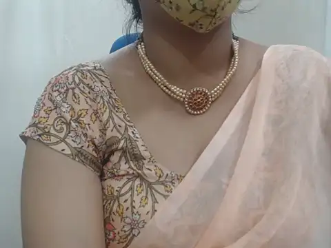 Snapshot of Lovely_Siri_23 chatting on November 11, 1:55 pm Lovely Siri 23 online show from November 11, 1:55 pm