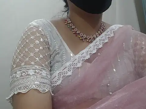 Lovely Siri 23 online show from April 28, 7:02 am