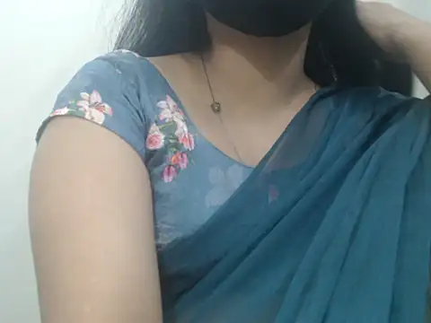 Lovely Siri 23 online show from May 12, 5:10 pm
