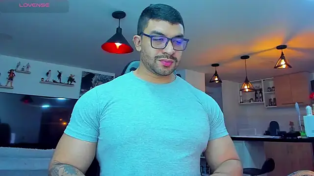 Michael Diamond online show from December 7, 3:25 am