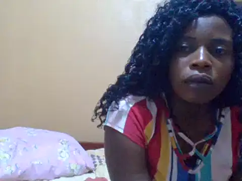 Snapshot of sweetbabra1 chatting on February 2, 6:53 pm sweetbabra1 online show from February 2, 6:53 pm