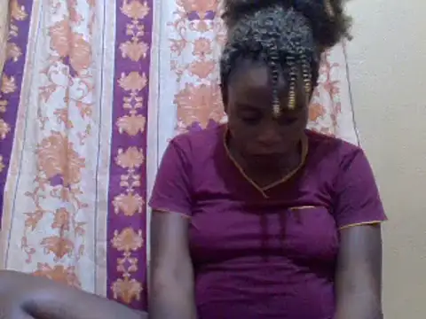 Snapshot of sweetbabra1 chatting on February 6, 1:10 pm sweetbabra1 online show from February 6, 1:10 pm