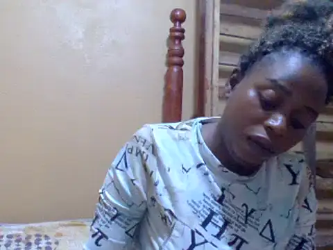 Snapshot of sweetbabra1 chatting on February 16, 4:31 am sweetbabra1 online show from February 16, 4:31 am