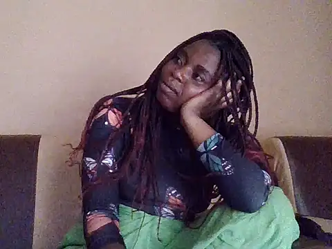 Snapshot of sweetbabra1 chatting on October 20, 10:38 am sweetbabra1 online show from October 20, 10:38 am