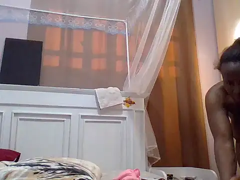 sweet-fancy online show from June 5, 5:47 am