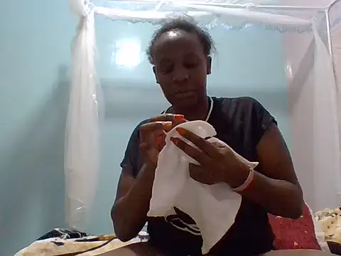 sweet-fancy online show from June 10, 7:57 pm