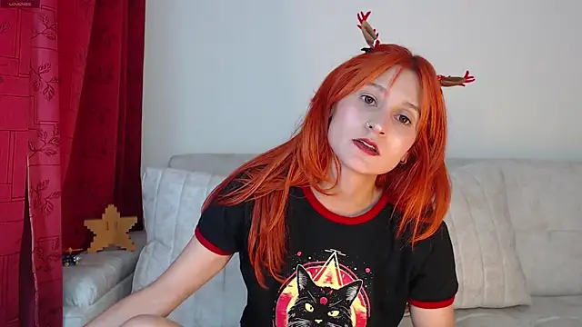 Snapshot of skinny_Raven chatting on December 26, 10:20 pm skinny Raven online show from December 26, 10:20 pm