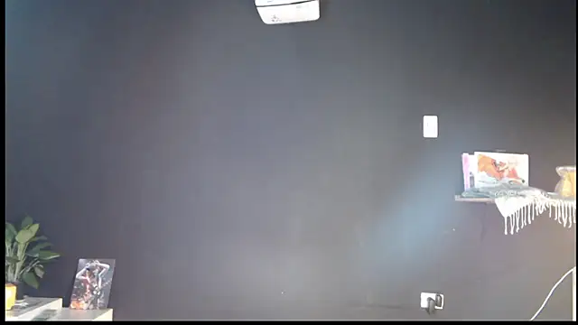 Snapshot of skinny_Raven chatting on October 28, 10:56 pm skinny Raven online show from October 28, 10:56 pm