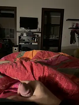 Snapshot of neugrg chatting on December 20, 6:59 pm neugrg online show from December 20, 6:59 pm