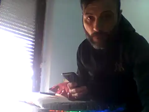 Snapshot of coppiasenzacensura chatting on December 9, 11:04 am coppiasenzacensura online show from December 9, 11:04 am