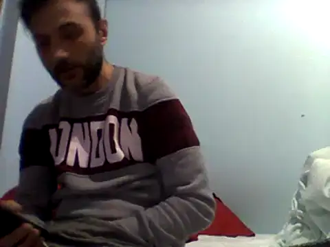 Snapshot of coppiasenzacensura chatting on December 18, 4:06 pm coppiasenzacensura online show from December 18, 4:06 pm