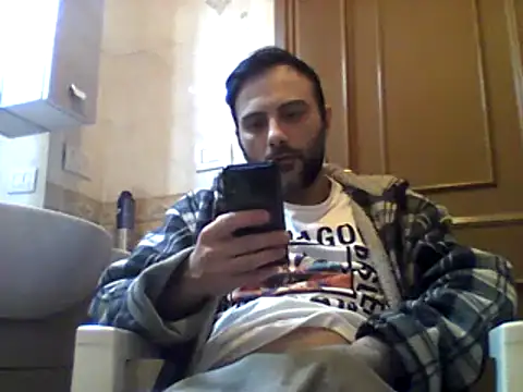 Snapshot of coppiasenzacensura chatting on March 1, 1:40 pm coppiasenzacensura online show from March 1, 1:40 pm