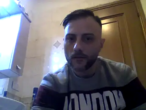 Snapshot of coppiasenzacensura chatting on March 11, 9:59 pm coppiasenzacensura online show from March 11, 9:59 pm