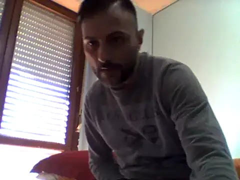 Snapshot of coppiasenzacensura chatting on March 18, 7:08 am coppiasenzacensura online show from March 18, 7:08 am