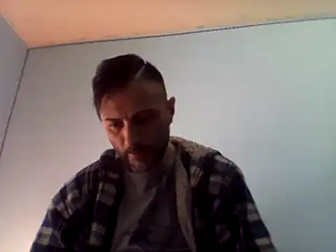 Snapshot of coppiasenzacensura chatting on March 19, 7:18 am coppiasenzacensura online show from March 19, 7:18 am