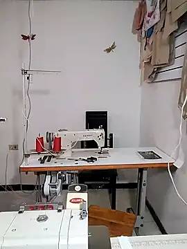 Alissamore3 online show from February 28, 5:15 pm