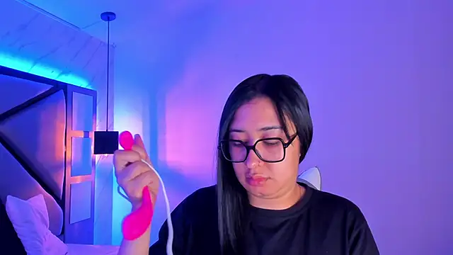 sayumi dirty online show from February 15, 2:11 pm