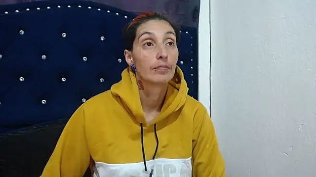 anyu1306 online show from December 24, 2:33 pm