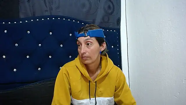 anyu1306 online show from February 1, 3:08 am