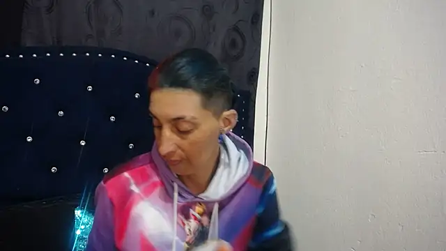 anyu1306 online show from February 13, 10:54 pm