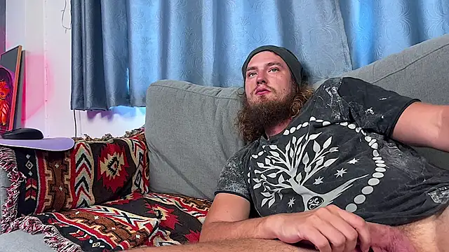 Snapshot of MasterrKittyy chatting on March 14, 5:16 am MasterrKittyy online show from March 14, 5:16 am