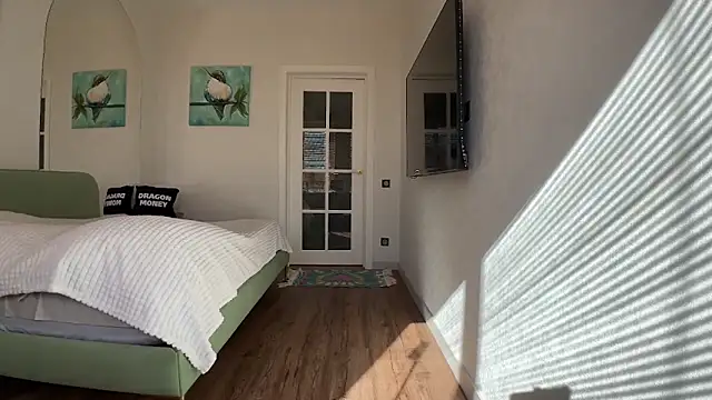 Snapshot of Aliceimhorny chatting on March 23, 7:09 am Aliceimhorny online show from March 23, 7:09 am