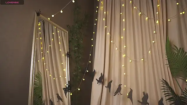 Snapshot of 1reisatumi_ chatting on October 30, 1:23 pm 1reisatumi online show from October 30, 1:23 pm