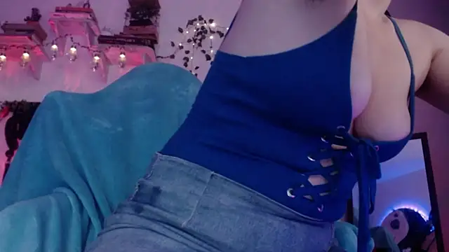 Eve Blue77 online show from September 12, 2:00 am