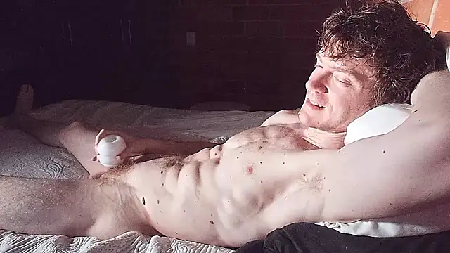 Snapshot of warrenkener chatting on September 19, 3:41 am warrenkener online show from September 19, 3:41 am