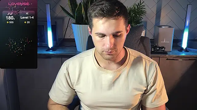 Sweeet  boy online show from January 18, 11:44 pm