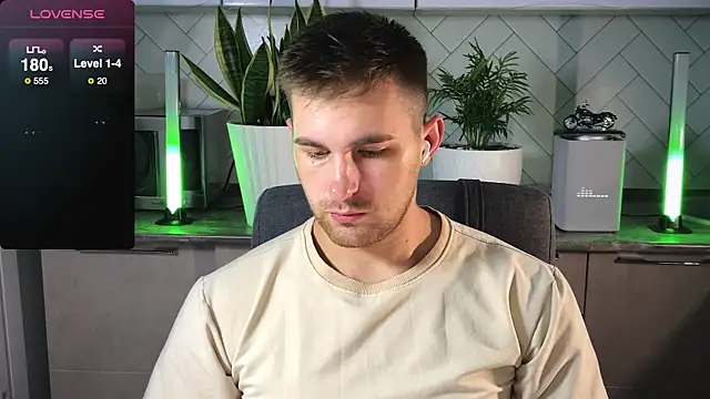 Sweeet  boy online show from January 31, 6:24 am