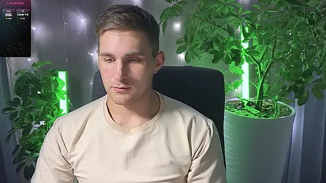 Sweeet  boy online show from March 9, 6:00 pm