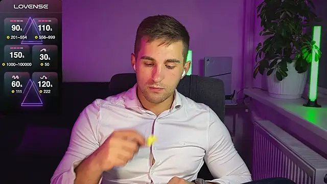 Sweeet  boy online show from September 19, 5:35 pm