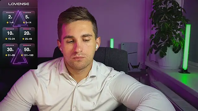 Sweeet  boy online show from September 26, 2:32 pm