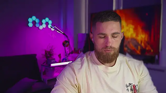 Sweeet  boy online show from February 6, 7:45 am