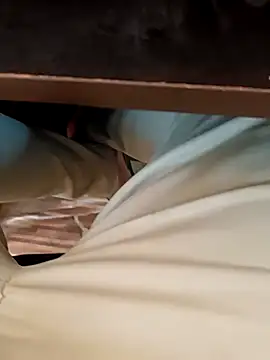 u wan me online show from February 13, 2:40 am