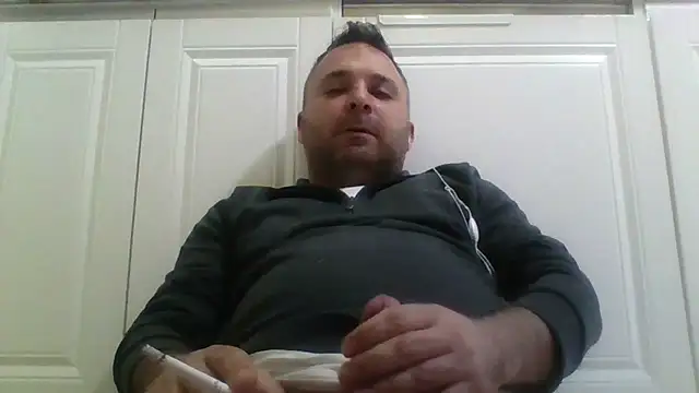 doruk426868 online show from May 2, 4:23 pm