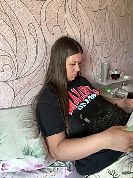 Snapshot of Lis_Kollen chatting on June 17, 9:01 am Lis Kollen online show from June 17, 9:01 am