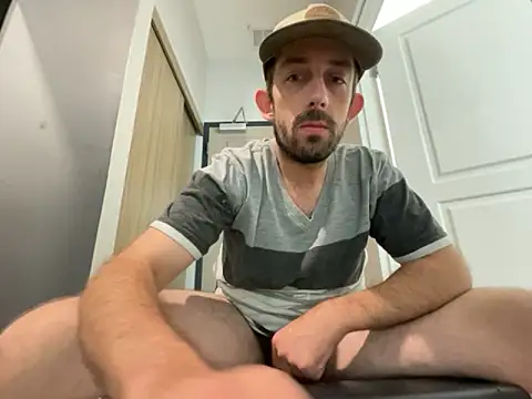 Snapshot of afTerparTycloudz chatting on October 16, 7:48 pm afTerparTycloudz online show from October 16, 7:48 pm