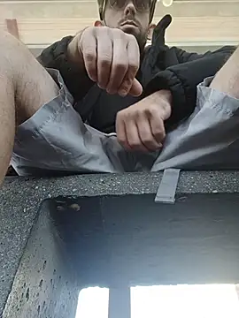 Snapshot of afTerparTycloudz chatting on November 5, 5:35 pm afTerparTycloudz online show from November 5, 5:35 pm