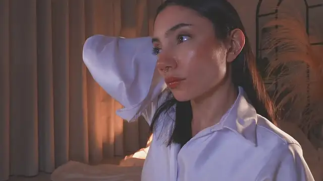 AmyArmstrong online show from October 3, 1:35 am