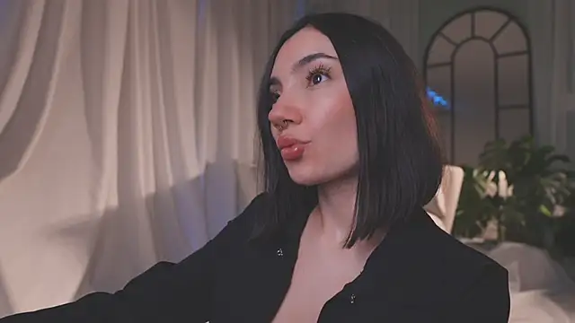 AmyArmstrong online show from February 2, 11:03 pm