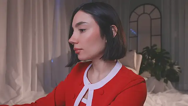 AmyArmstrong online show from March 10, 11:10 pm