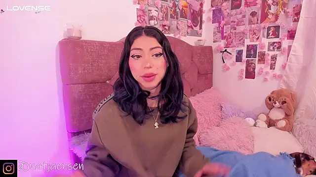 natalie jaensen online show from February 17, 9:46 am