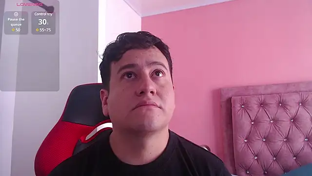 Snapshot of oliver_price1 chatting on February 28, 8:50 pm oliver price1 online show from February 28, 8:50 pm