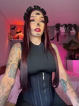 Snapshot of DaniDusan_ chatting on November 1, 7:49 pm DaniDusan online show from November 1, 7:49 pm