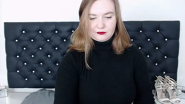 LaraDream online show from February 11, 8:42 pm